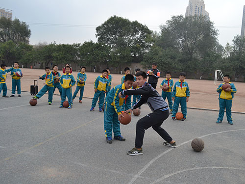 老师写教案图片_体育老师教案怎么写_老师让学生写教案